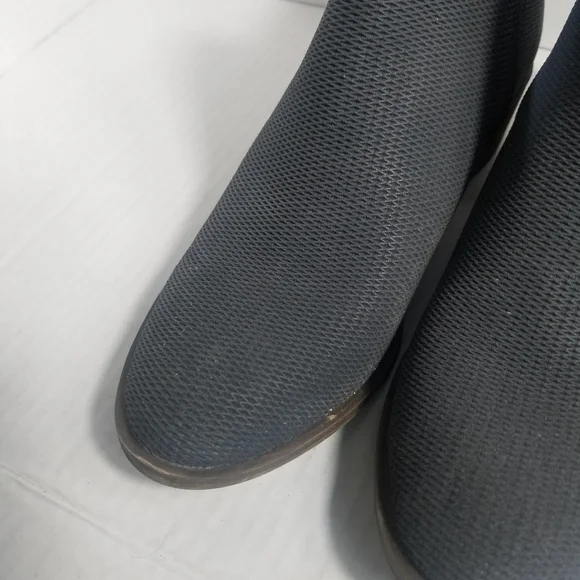 KENSIE GRAY HEELED ANKLE BOOT SIZE 7.5 - Picture 11 of 16